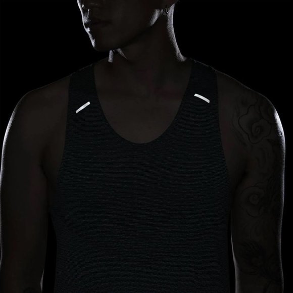 Nike Run Division Pinnacle Men's Running Gym Tank Top Vest Green Hasta Large - Picture 10 of 12